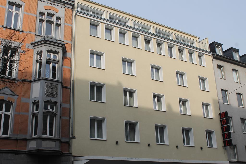 Hotel Monopol City Centre Дюссельдорф Екстер'єр фото